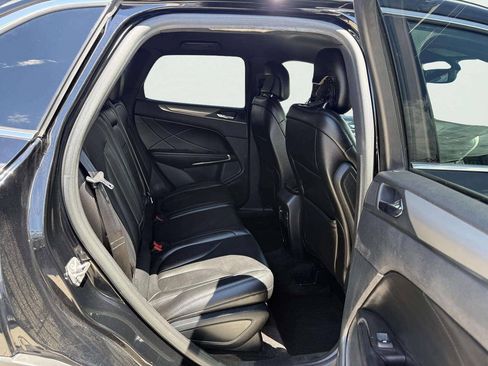 Used 2017 Lincoln MKC Premiere FWD image 13