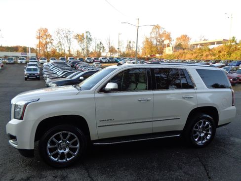 Used 2015 GMC Yukon Denali w/ Touring Package image 8