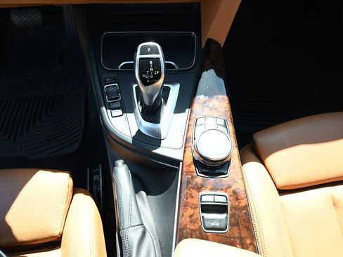 Used 2018 BMW 430i xDrive Convertible AWD/4WD image 25