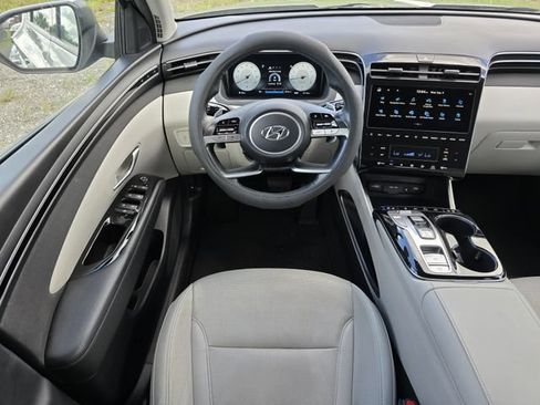 Used 2023 Hyundai Tucson Limited FWD image 21