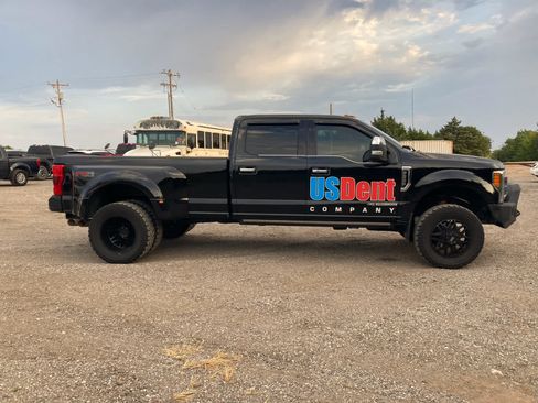 Used 2018 Ford F350 Platinum w/ Platinum Ultimate Package AWD/4WD image 8