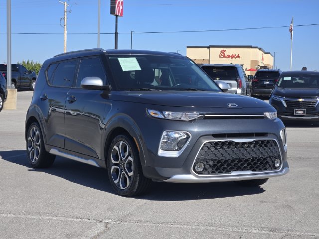Used 2020 Kia Soul X-Line FWD image 3