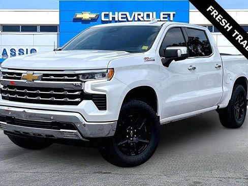 Used 2024 Chevrolet Silverado 1500 LTZ w/ LTZ Convenience Package II image 3