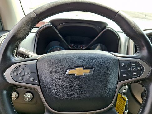 Used 2021 Chevrolet Colorado Z71 AWD/4WD image 19