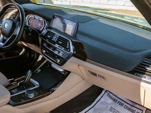 Used 2019 BMW X3 xDrive30i w/ Premium Package image 11