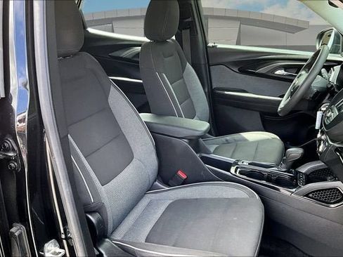 Used 2021 Chevrolet TrailBlazer LS AWD/4WD image 7