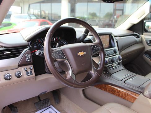 Used 2015 Chevrolet Tahoe LTZ AWD/4WD image 21