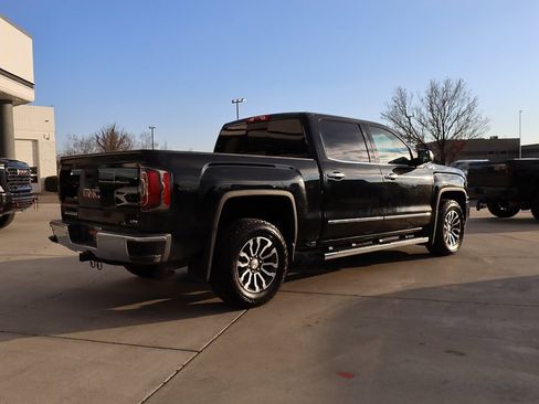 Used 2017 GMC Sierra 1500 SLT w/ SLT Premium Package image 6