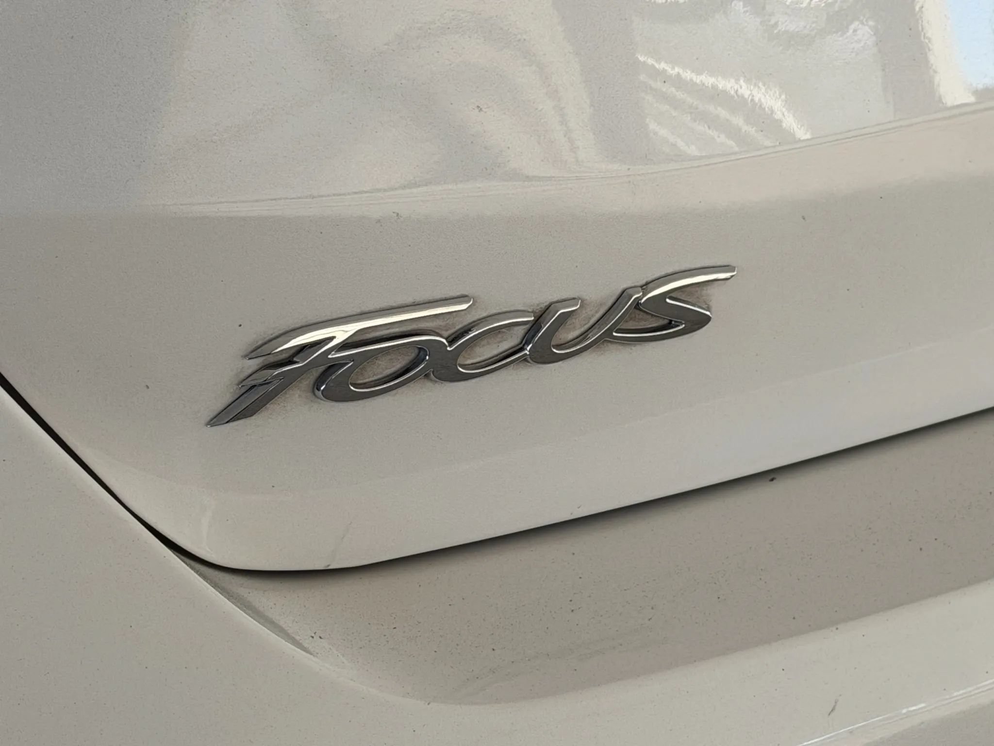 Used 2018 Ford Focus Titanium FWD image 12