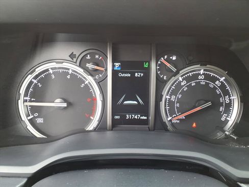 Certified 2022 Toyota 4Runner TRD Off-Road Premium image 18