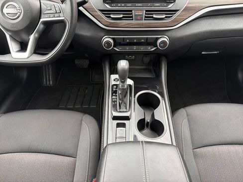 Used 2023 Nissan Altima 2.5 SV AWD/4WD image 28