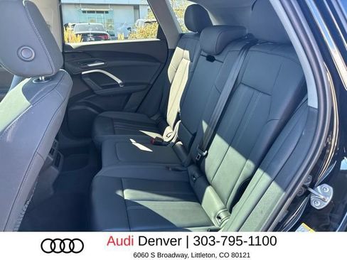 Used 2025 Audi Q5 Premium w/ Convenience Package AWD/4WD image 11