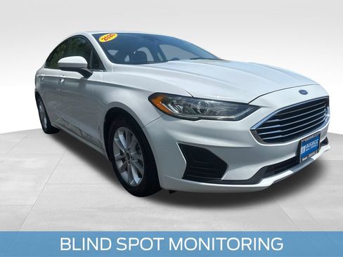 Used 2020 Ford Fusion SE FWD image 10