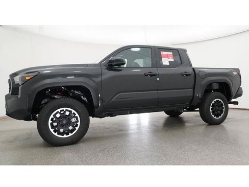 New 2026 Toyota Tacoma TRD Off-Road AWD/4WD image 18
