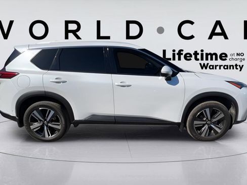 Used 2024 Nissan Rogue SL w/ SL Premium Package image 8