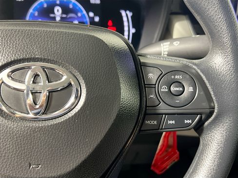 Used 2026 Toyota Corolla LE FWD image 19
