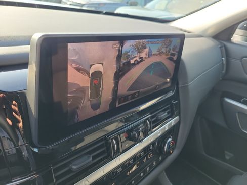 New 2026 Nissan Pathfinder SL FWD image 30