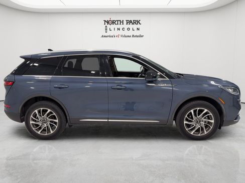 Used 2022 Lincoln Corsair FWD w/ Equipment Group 101A image 6