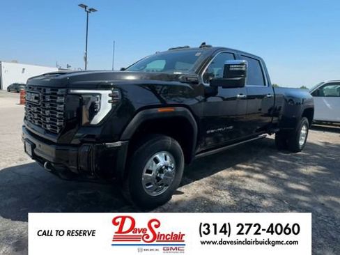New 2026 GMC Sierra 3500 Denali Ultimate AWD/4WD image 4