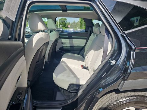 Used 2025 Hyundai Tucson Limited AWD/4WD image 29
