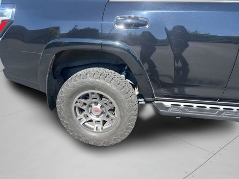 Used 2024 Toyota 4Runner TRD Off-Road Premium w/ Moonroof Package AWD/4WD image 13