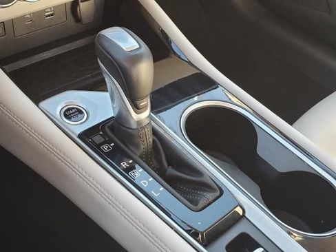 Used 2024 Nissan Altima 2.5 SL image 31