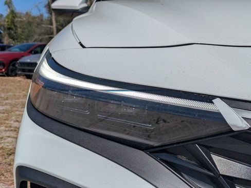New 2026 Hyundai Elantra SE FWD image 9