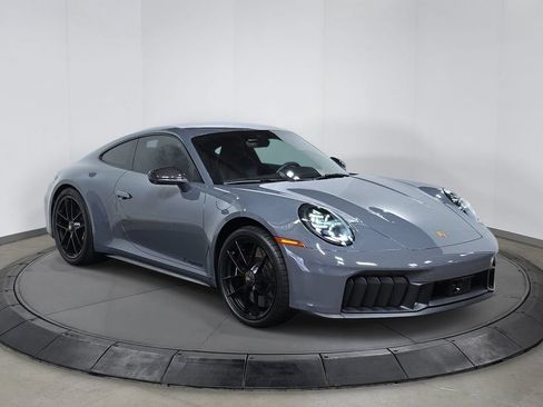Certified 2026 Porsche 911 Carrera GTS RWD image 9