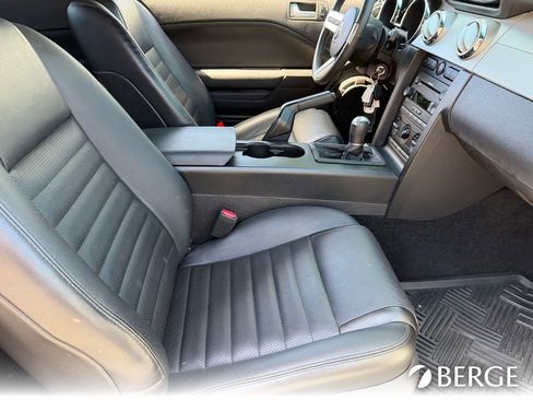 Used 2007 Ford Mustang GT RWD image 13