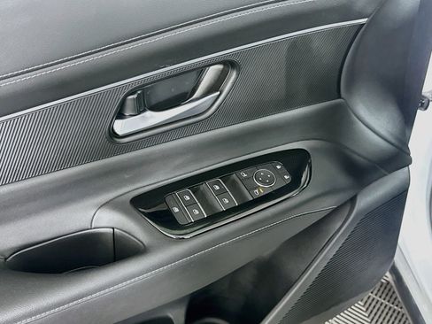 Used 2025 Nissan Murano SV AWD/4WD image 15