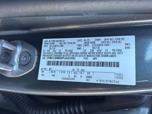 Used 2023 Ford Escape ST-Line image 37