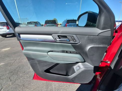 New 2026 GMC Terrain AT4 w/ Technology Package II image 33