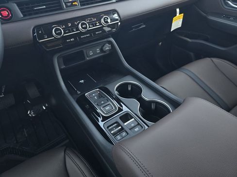 New 2026 Honda Pilot Touring image 17