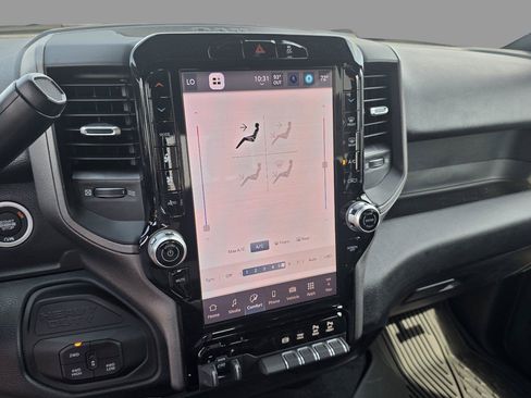New 2026 RAM 2500 Tradesman AWD/4WD image 18