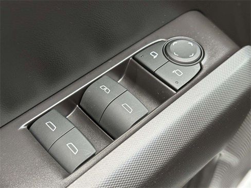 Certified 2024 Chevrolet Colorado LT image 14