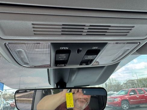 Used 2019 Honda Odyssey EX-L image 21