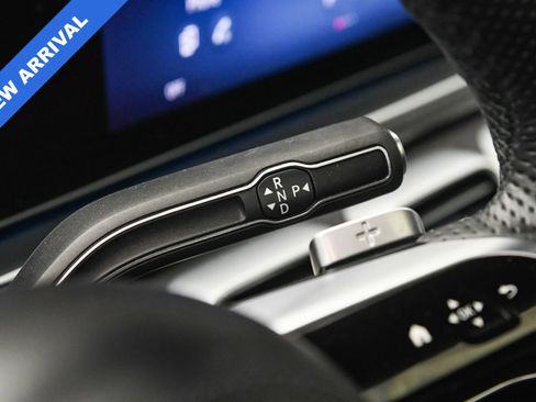 Used 2024 Mercedes-Benz GLS 450 4MATIC image 40