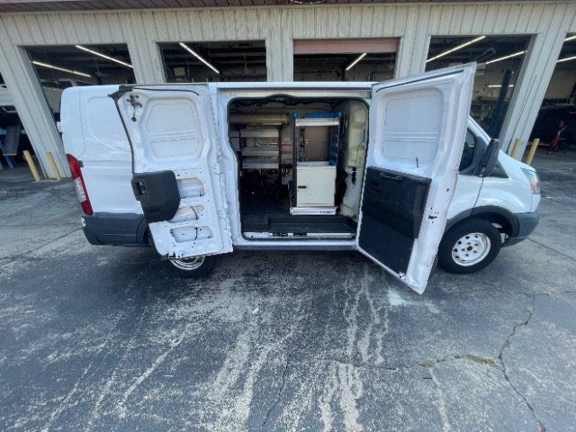 Used 2015 Ford Transit 250 130 Low Roof RWD image 18