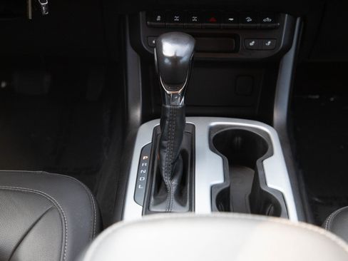 Used 2022 Chevrolet Colorado ZR2 AWD/4WD image 21
