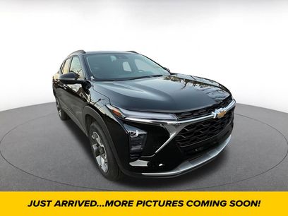 Used 2025 Chevrolet Trax LT w/ LT Convenience Package