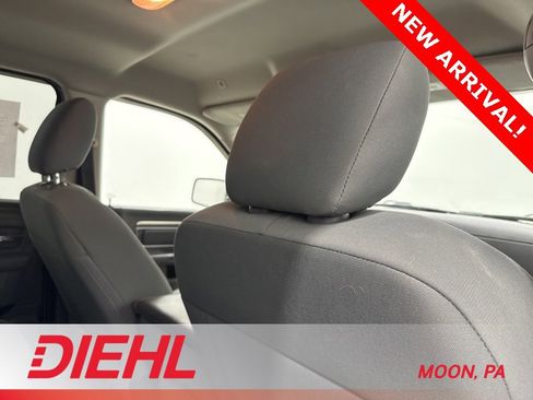 Used 2017 RAM 1500 Classic SLT image 9