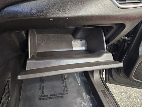 Used 2018 Chevrolet Equinox LT image 21