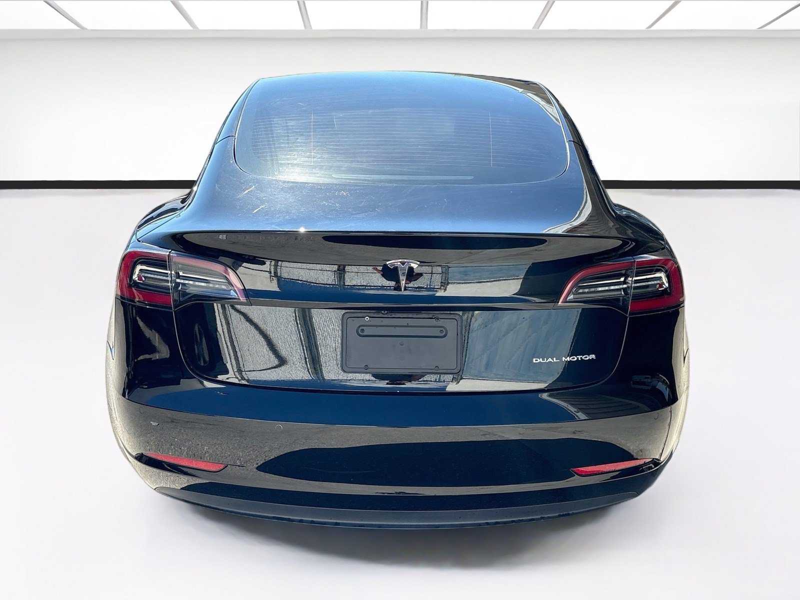 Used 2022 Tesla Model 3 Long Range AWD/4WD image 5