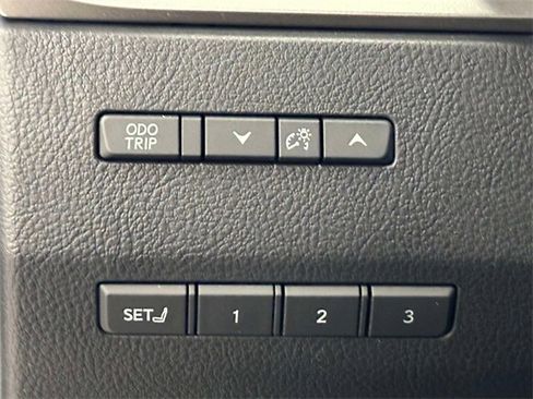 Certified 2025 Lexus GX 550 image 27