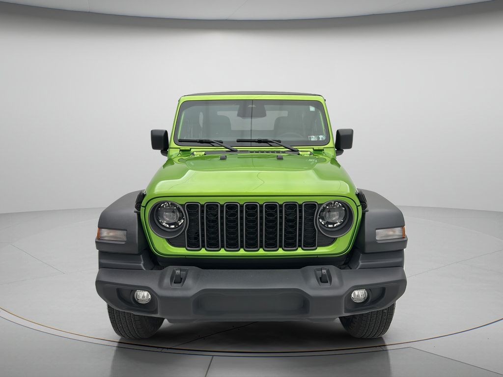 Used 2026 Jeep Wrangler Sport AWD/4WD image 2