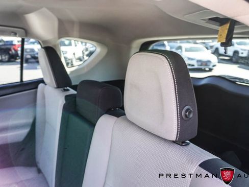 Used 2018 Toyota RAV4 XLE image 35