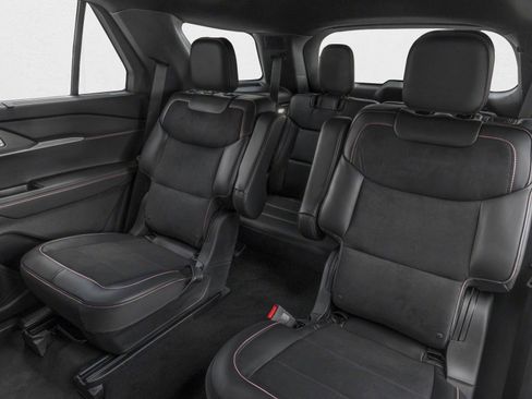 New 2026 Ford Explorer ST AWD/4WD image 9