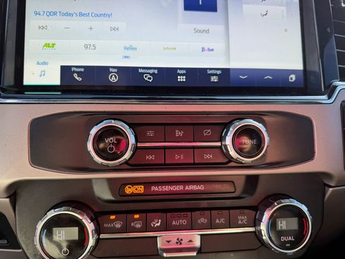 Used 2022 Ford F250 Lariat image 25