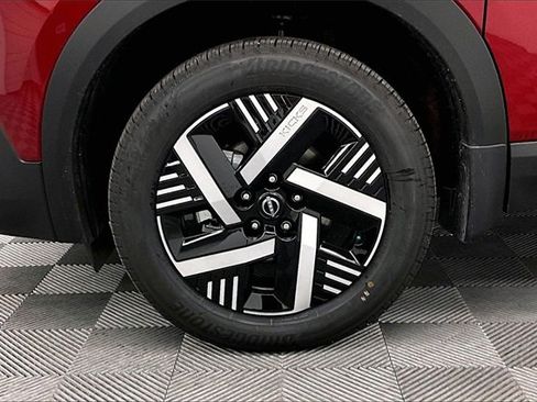 New 2026 Nissan Kicks SV image 11