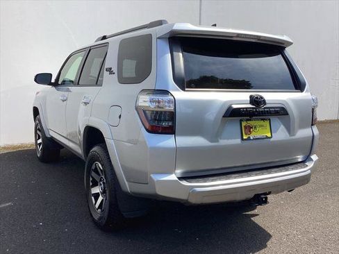 Certified 2023 Toyota 4Runner TRD Off-Road Premium AWD/4WD image 11